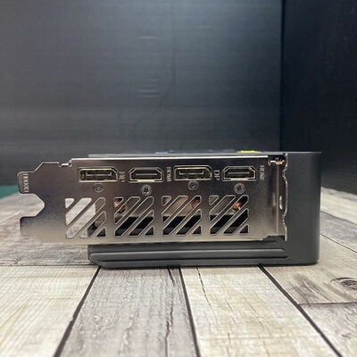 【広島店】中古  GIGABYTE GV-R78XTGAMING OC-16GD (RX7800XT 16GB) 162726 