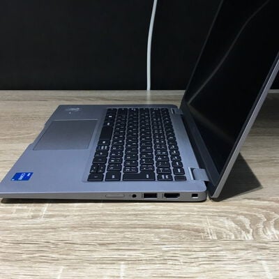 【松山環状枝松店】中古  DELL Latitude 5320(Intel Core i5 1145G7 2.60GHz/16GB DDR4/SSD256GB/-/オンボード/13.3/1920x1080/Wi-Fi/WEBCAM/W11P/VBT) 192702 