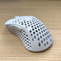 中古  Xtrfy M4W-RGB-WHITE ｹﾞｰﾐﾝｸﾞﾏｳｽ (701635) 191768 