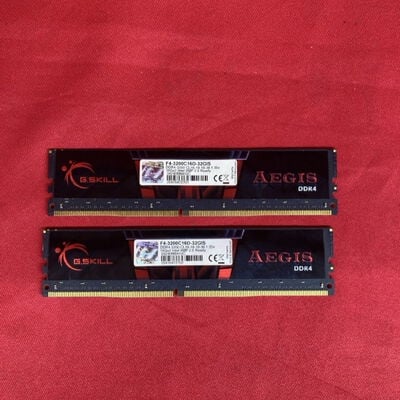 【千葉店】中古  16GB 2枚組(合計32GB) PC4-25600/DDR4-3200 デスクトップ用 190913 