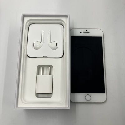 【なんば店】中古  【SoftBank】 iPhone8 4.7インチ 64GB (シルバー)  MQ792J/A 135693 