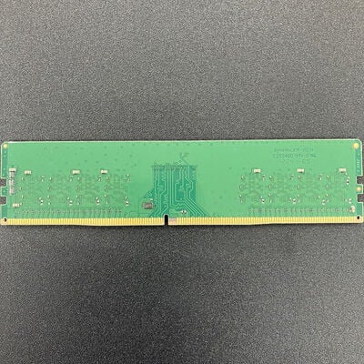 【熊本浜線店】中古  PC4-25600 8GB デスクトップ用 140727 