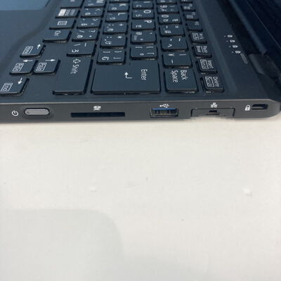 【博多店】中古  FUJITSU FMVU45018 (i5-1245U/8GB/SSD256GB/W11P) 3310006866 