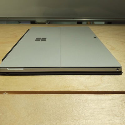 【鹿児島店】中古  Surface Pro 6(i5-8350U/8GB/SSD128GB/W11P) 4700001046 