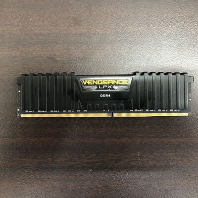 【福山ココローズ店】中古  PC4-25600 32GB デスクトップ用(DDR4-3200) 143224 