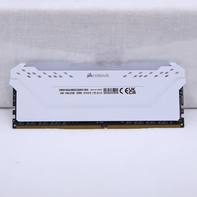 【通販センター】中古  PC4-25600 8GB デスクトップ用(DDR4-3200) 140727 