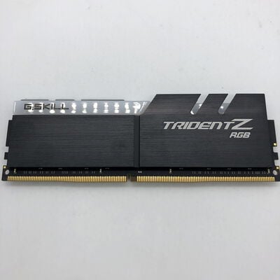 【宇都宮鶴田店】中古  PC4-25600 16GB デスクトップ用(DDR4-3200) 140728 