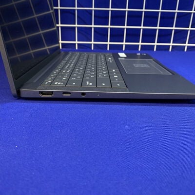 【横浜駅前店】中古  DELL Pro 13 Premium PA13250 (Intel Core Ultra 7 268V/32GB/CPU内蔵/W11P/有線LAN?無線LAN◯) 3400009262 