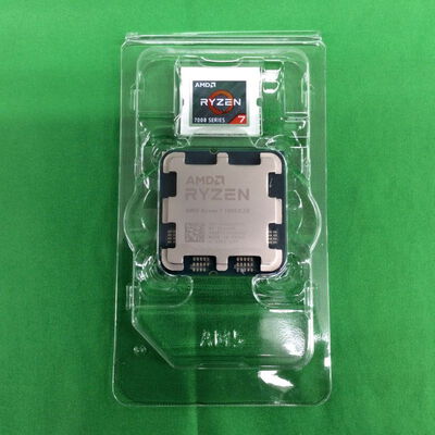 【川崎店】中古  AMD Ryzen 7 7800X3D (AM5/4.2/104M/C8/T16/120W) 157139 