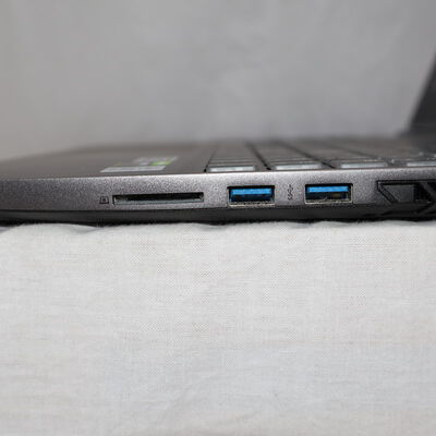 【通販センター】中古  THIRDWAVE raytrek R5(Intel Core i7 10875H/16GB DDR4 (PC4)/SSD1TB/なし/NVIDIA GeForce RTX 2060 6GB/15.6/1920x1080/Wi-Fi/W11H64 MAR) 201353 
