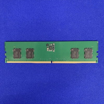 【横浜駅前店】中古  PC5-38400 8GB デスクトップ用 151530 