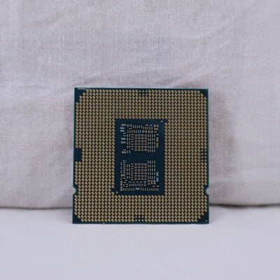 【通販センター】中古  INTEL Core i7 10700K (1200/3.8G/16M/C8/16) 142592 