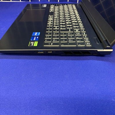 【横浜駅前店】中古  THIRDWAVE GALLERIA XL7R-R36 (Intel Core i7-14650HX/16GB/RTX5060/W11H/有線LAN◯無線LAN◯) 3400009107 