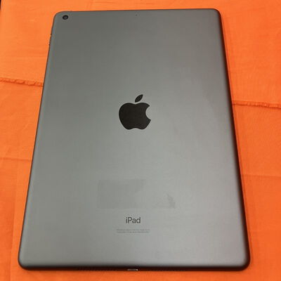 【なんば店】中古  Apple iPad 10.2インチ (第8世代/2020) Wi-Fi 32GB スペースグレイ MYL92J/A 143620【在庫処分!】 