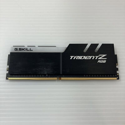 【秋葉原本店】中古  PC4-24000 8GB デスクトップ用(DDR4-3000) 128475 