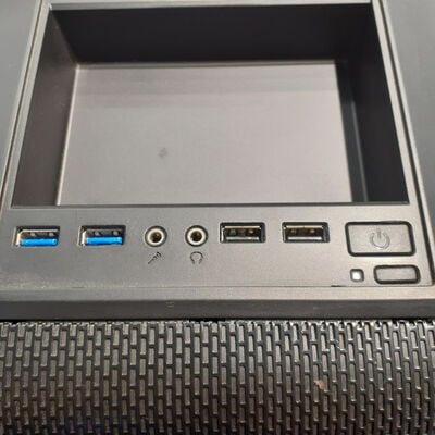 【鹿児島店】中古  自作PC(i7 9700K/16GB/SSD500GB+128GB/RTX2070/W10H) 4700000676