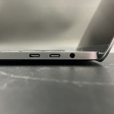 【大須店】中古  MacBook Pro (13-inch 2018 Four Thunderbolt 3 Ports) A1989 3480022467 