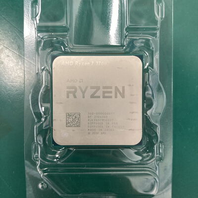 【神戸・三宮店】中古  AMD Ryzen 7 3700X (AM4/3.6/36M/C8/T16/65W) 140025 