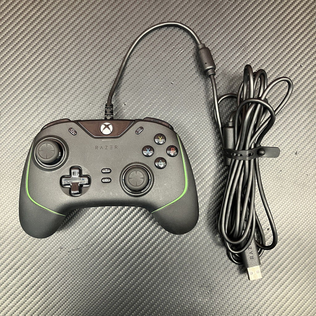 中古 Razer Wolverine V2 (RZ06-03560100-R3M1) 183434 （351294