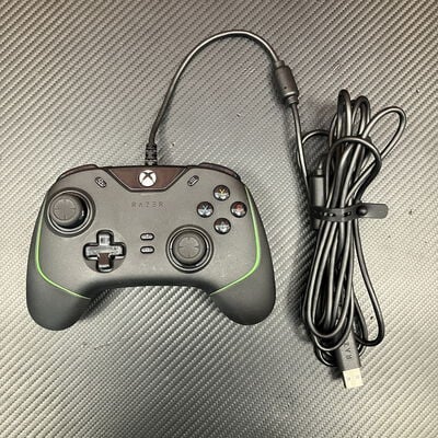 【富士青葉店】中古  Razer Wolverine V2 (RZ06-03560100-R3M1) 183434 