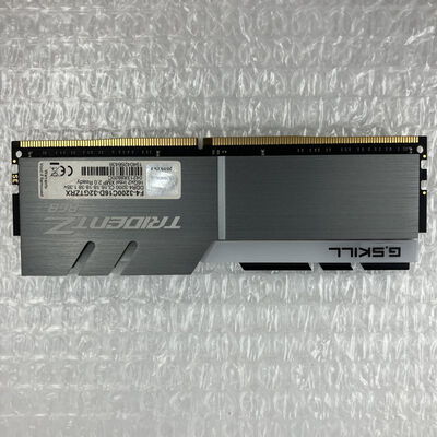 【秋葉原本店】中古  PC4-25600 16GB デスクトップ用(DDR4-3200) 140728 