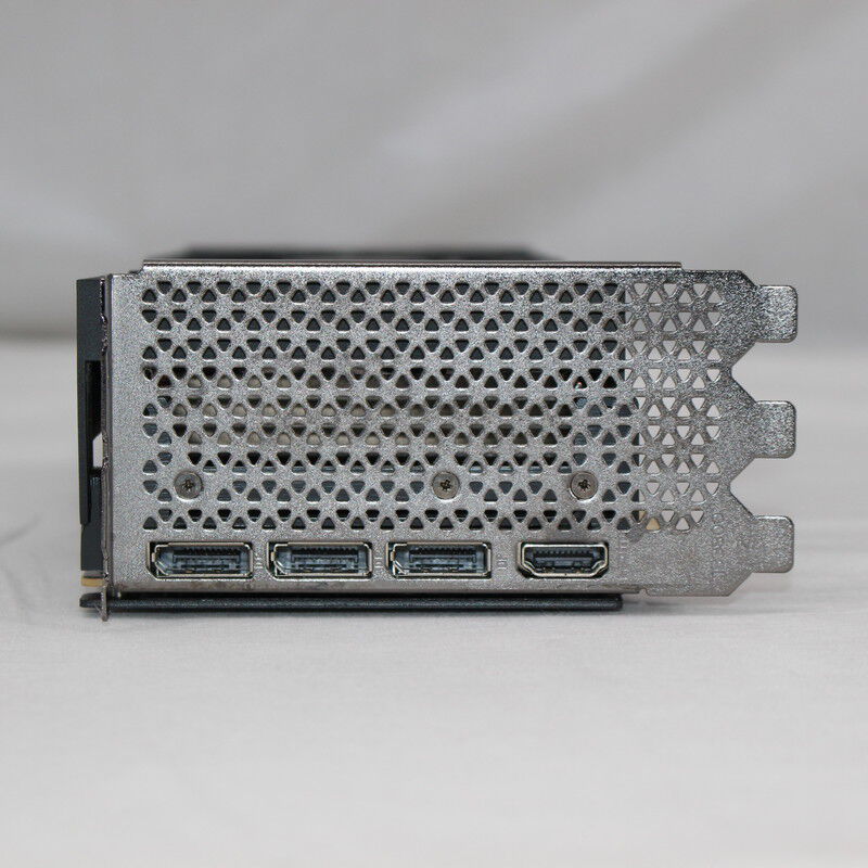 【中古】 パリ/ラテラネットワーク NVIDIA H200 NVLを最大8基搭載するラックマウントサーバ「VCXS