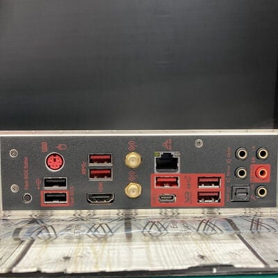 【広島店】中古  MSI MPG X570 GAMING PRO CARBON WIFI(X570 AM4 ATX) 140051 