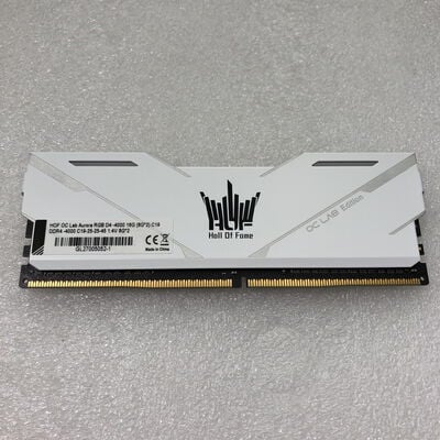 【甲府飯田店】中古  PC4-32000 8GB デスクトップ用 140735 