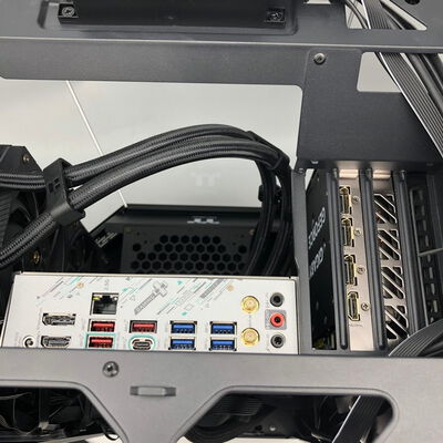 【大分店】中古  Original PC(Ryzen 7 7800X3D/64GB/SSD2TB/RTX4070Ti) 4860001080 