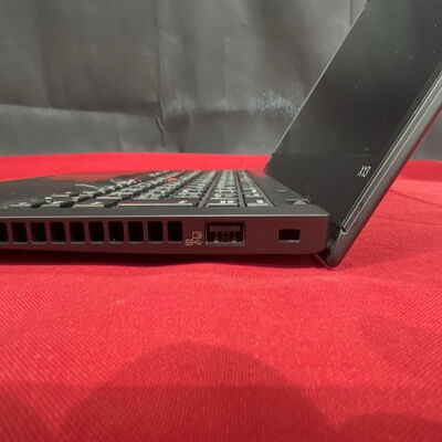 【静岡東瀬名店】中古  LENOVO ThinkPad X13 (AMD Ryzen 5 Pro 4650U 2.10GHz/32GB/SSD256GB/-/オンボード/13.3/1920x1080/Wi-Fi/WEBCAM/W11P/Microsoft Office Home and Business 2024) 184183 