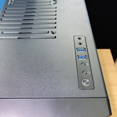 【甲府飯田店】中古  自作パソコン(i7 13700F/16GB/SSD1TB/RTX4070 SUPER/W11H) 4720003259 