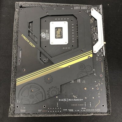 【長野稲里店】中古  ASRock Z890 Taichi OCF (Z890 1851 ATX DDR5) 172161 