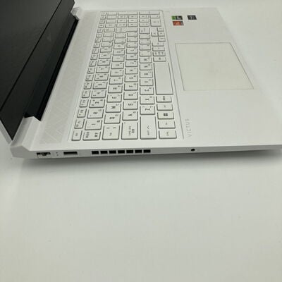 【神戸・三宮店】中古  Victus by HP 16-s0013AX (Ryzen 7 7840HS/16GB/SSD512GB/RTX4060/W11H) 3430006426 