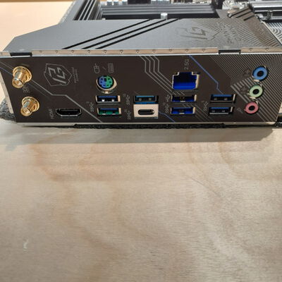 【鹿児島店】中古  ASRock Z790 Lightning WiFi (Z790 1700 ATX DDR5) 175342 