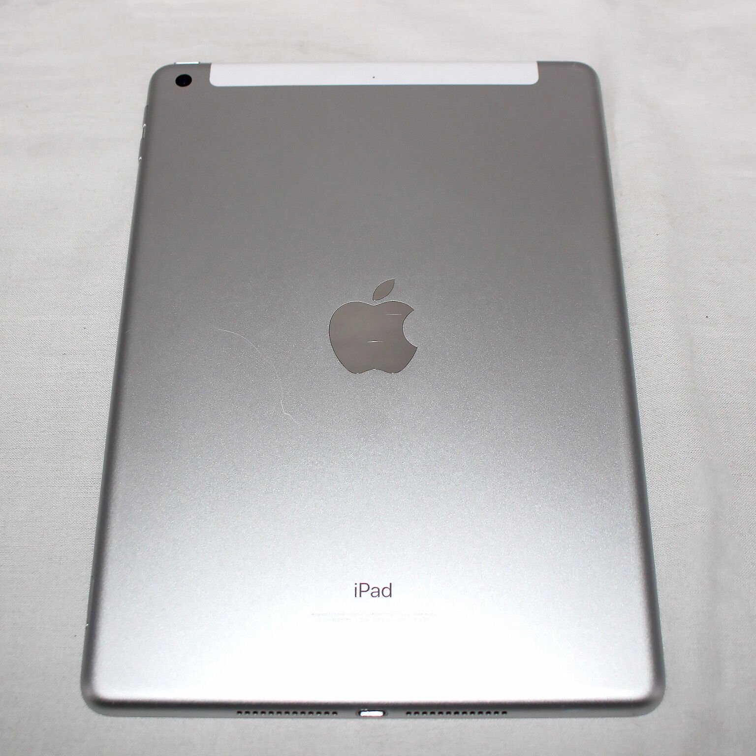 iPad 第6世代 セルラー+Wi-Fi 32GBとアップルペンシル第一世代 iPad (第6世代) Wi-Fiモデル+apple pencil(第1世代) APPLE iPad 第