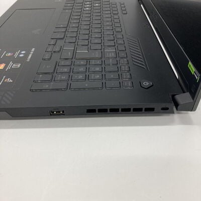 【神戸・三宮店】中古  TUF Gaming F17 FX707VU4(i7-13700H/16GB/SSD512GB/RTX4050/W11H) 3430005924【11/6値下げ!】 