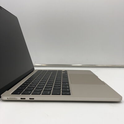 【福井日之出店】中古  Apple MacBook Air 13インチ 2022 (M2 8CPU 8GPU/8GB/256GB) スターライト MLY13J/A 5160000670 