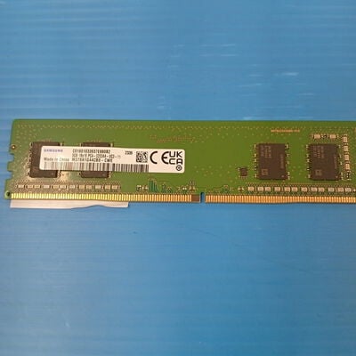【大須店】中古  Samsung M378A1G44CB0-CWE(DDR4 PC4-25600 8GB) 1460024035 