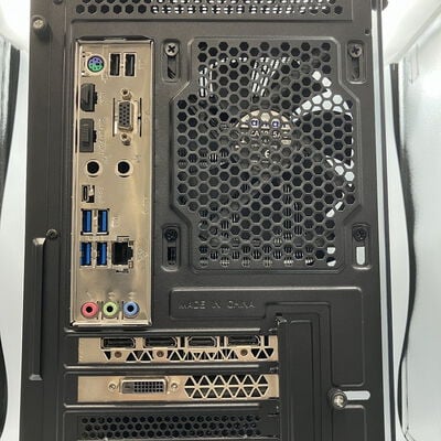 【新潟店】中古  自作PC(i7 10700/16GB/SSD500GB/GTX1070/OS無し) 3290007187 