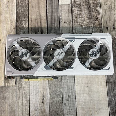 【広島店】中古  ASRock RX9060XT SL 16GO(RX9060XT Steel Legend 16G) 179896 