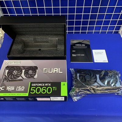 【横浜駅前店】中古  ASUS DUAL-RTX5060TI-O16G (RTX5060Ti 16G) 178229 