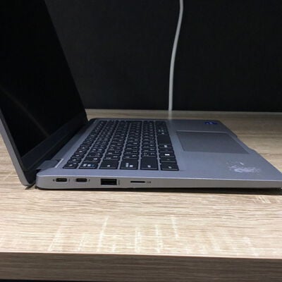 【松山環状枝松店】中古  DELL Latitude 5320(Intel Core i5 1145G7 2.60GHz/16GB DDR4/SSD256GB/-/オンボード/13.3/1920x1080/Wi-Fi/WEBCAM/W11P/VBT) 192702 