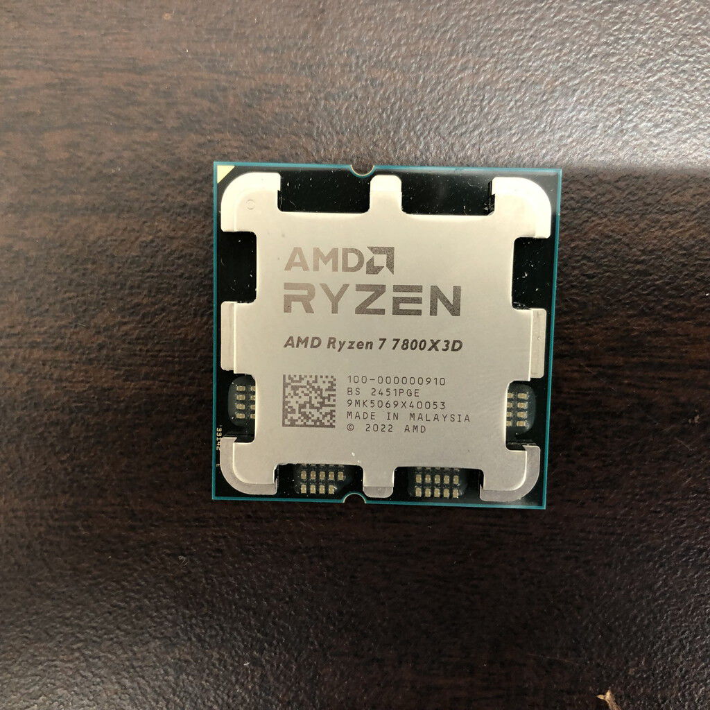 AMD Ryzen 7800X3D ジャンク品 中古 AMD Ryzen 7 7800X3D (AM5/4.2/104M/C8/T16/120W) 1460024276