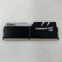 中古  PC4-24000 8GB デスクトップ用(DDR4-3000) 128475 