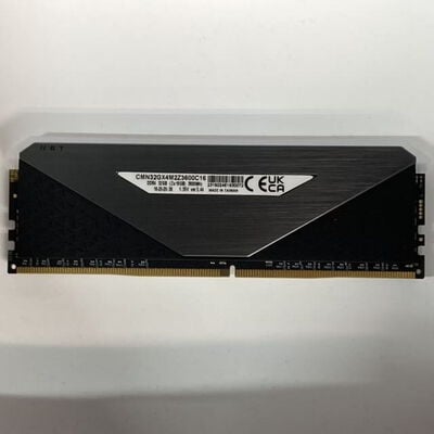 【八王子店】中古  PC4-28800 16GB デスクトップ用(DDR4-3600) 140734 