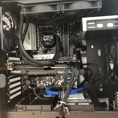 【姫路店】中古  GALLERIA ZA7R-78XT(Ryzen 7 7800X3D/32GB/SSD2TB/HDD4TB/RX7800XT/W11H) 4740001287 