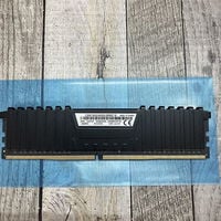 中古  PC4-21300 8GB デスクトップ用(DDR4-2666) 126165 