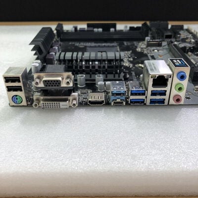 【甲府飯田店】中古  ASRock B450M Pro4 (B450 AM4 mATX DDR4) 137907 