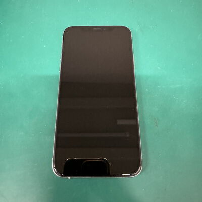 【浦添城間店(沖縄)】中古  【au】Apple iPhoneSE 4.7インチ (第2世代/2020) 64GB (ブラック) MHGP3J/A 新パッケージ版 146173 