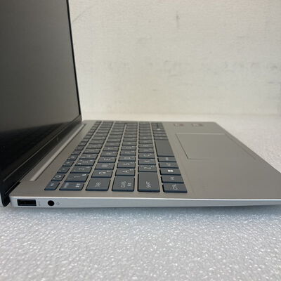 【京都店】中古  HP Pavilion Aero Laptop 13-bg0011AU (Ryzen 7 8840U/16GB/SSD1TB/なし/オンボード/13.3/1920x1200/W11H) 3180005992 